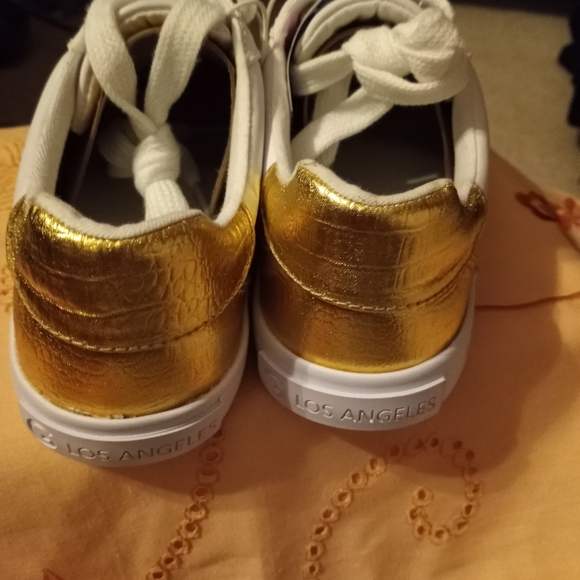 G By Guess women's fashion sneaker - Picture 9 of 9